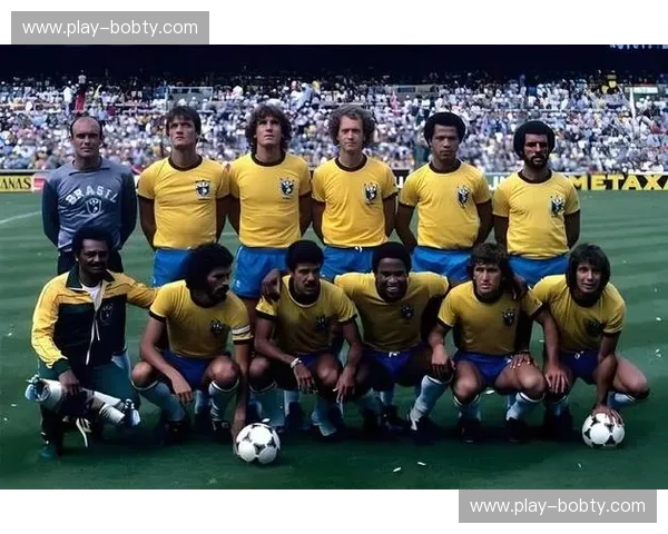 橙色风暴与桑巴王国：1998世界杯荷兰对巴西的经典对决